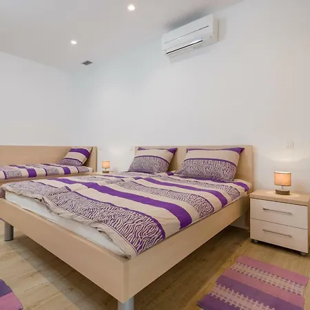 Kogo Apartment