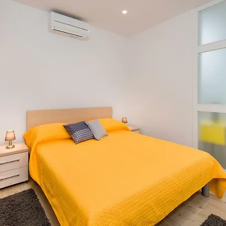 Kogo Apartment Hvar Town